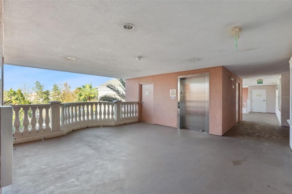 For Sale: $364,500 (3 beds, 3 baths, 1630 Square Feet)