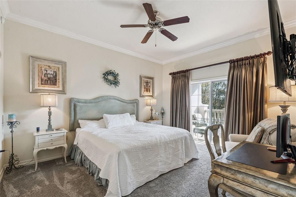 For Sale: $364,500 (3 beds, 3 baths, 1630 Square Feet)