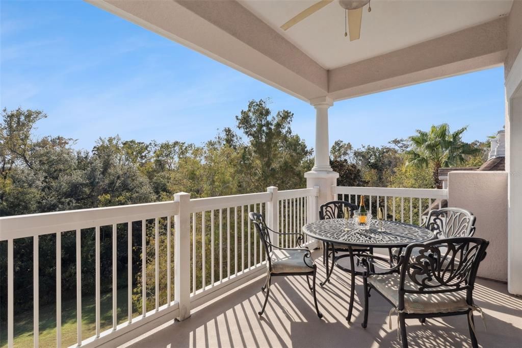 For Sale: $364,500 (3 beds, 3 baths, 1630 Square Feet)