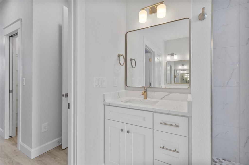 For Rent: $2,500 (3 beds, 2 baths, 2239 Square Feet)