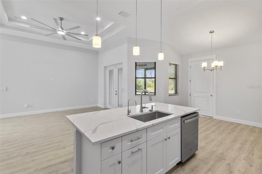 For Rent: $2,500 (3 beds, 2 baths, 2239 Square Feet)