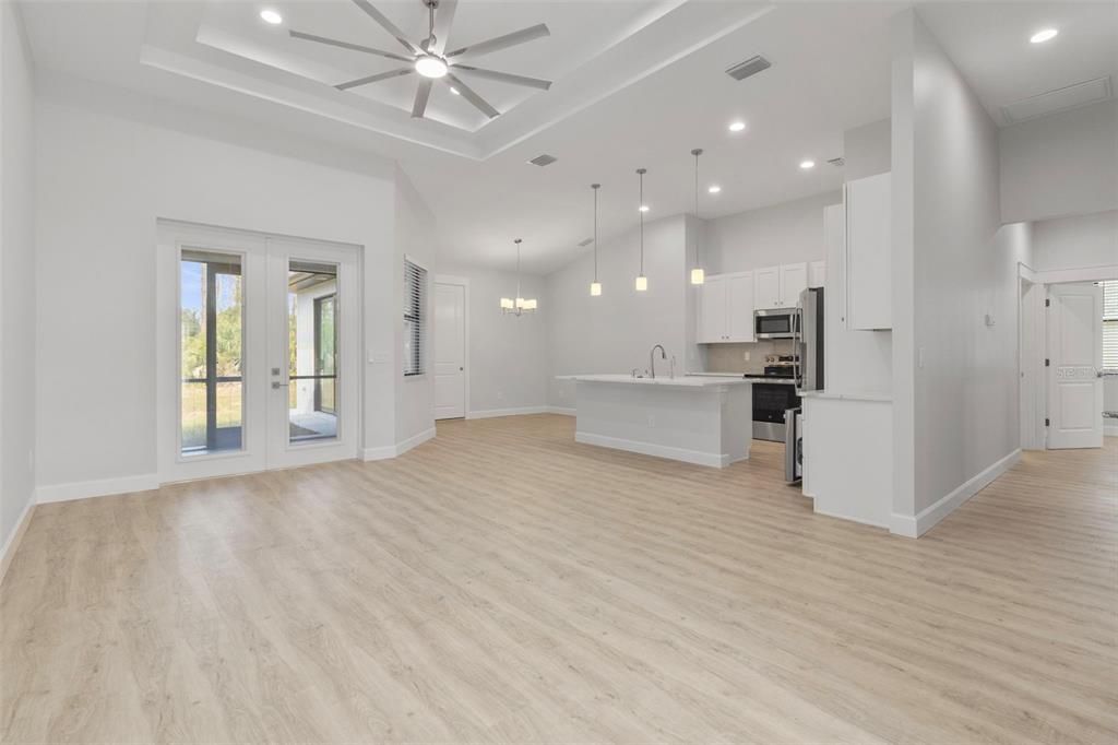 For Rent: $2,500 (3 beds, 2 baths, 2239 Square Feet)