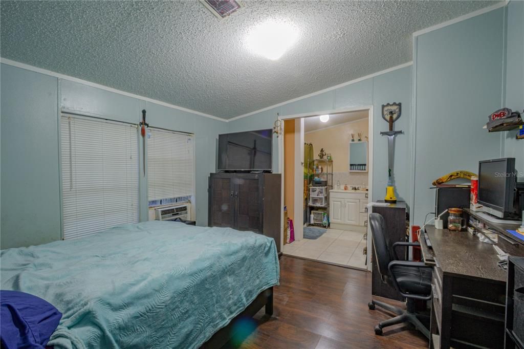 En Venta: $194,800 (3 camas, 2 baños, 1104 Pies cuadrados)