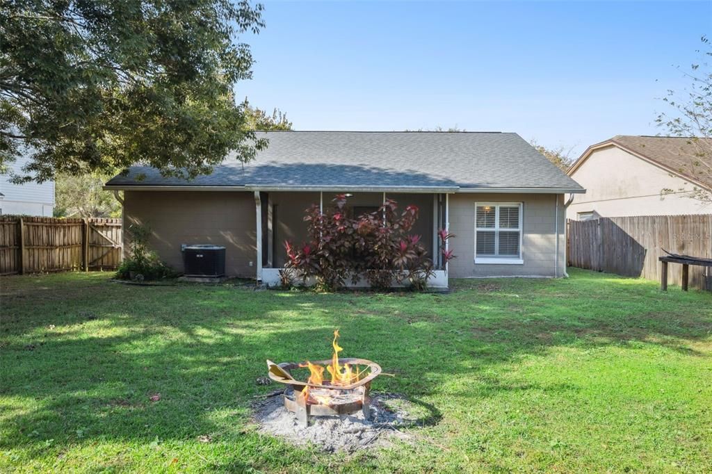 En Venta: $350,000 (2 camas, 2 baños, 1091 Pies cuadrados)