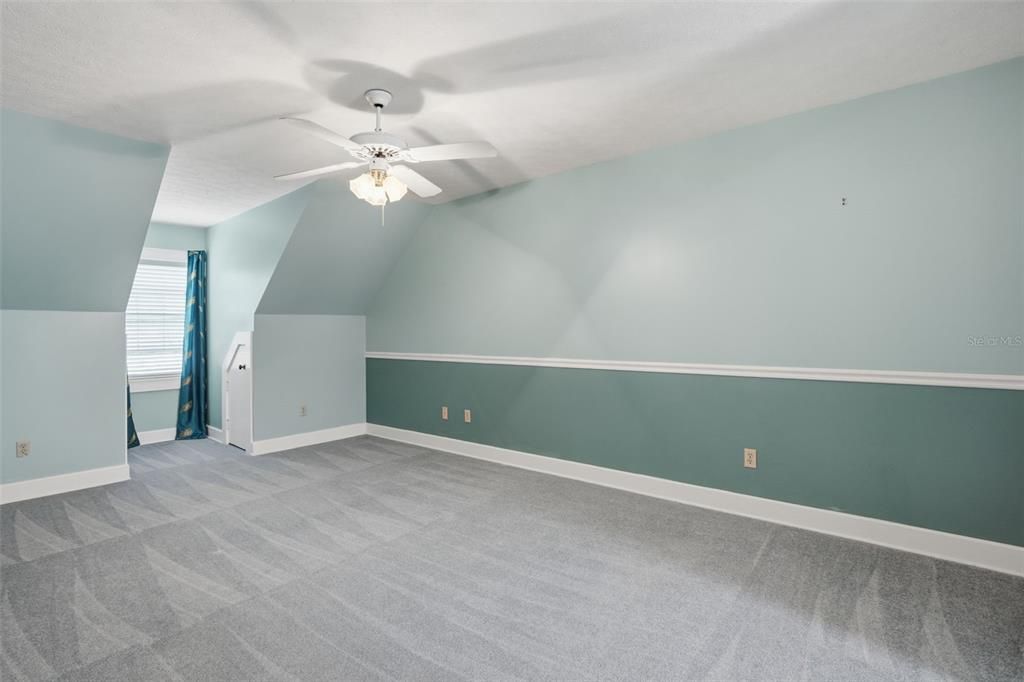 En Venta: $1,200,000 (4 camas, 2 baños, 3086 Pies cuadrados)