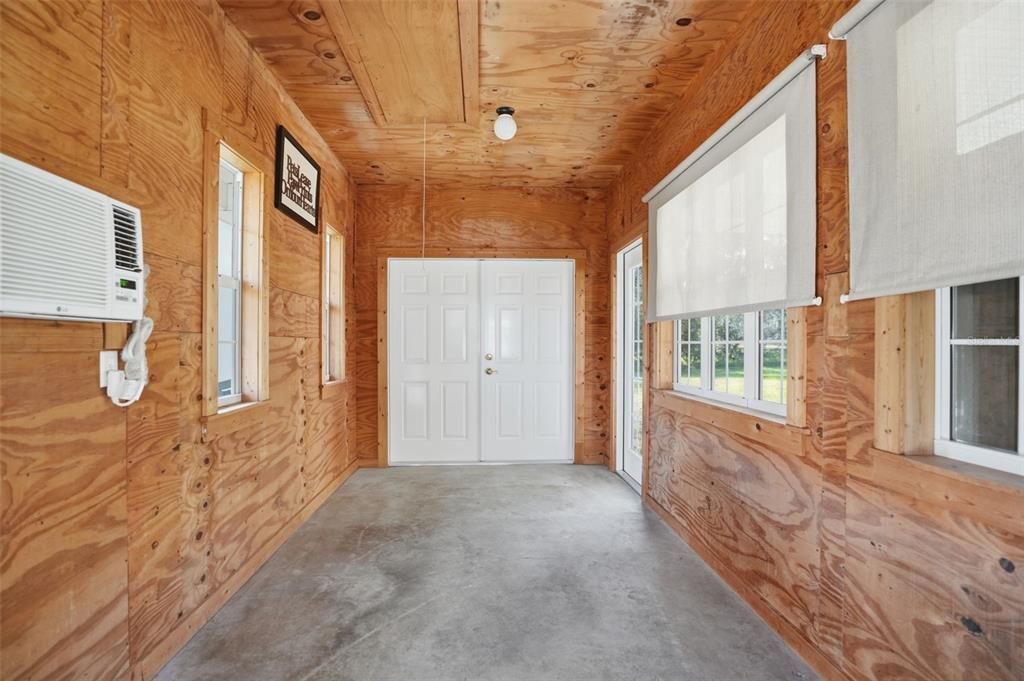 En Venta: $1,200,000 (4 camas, 2 baños, 3086 Pies cuadrados)