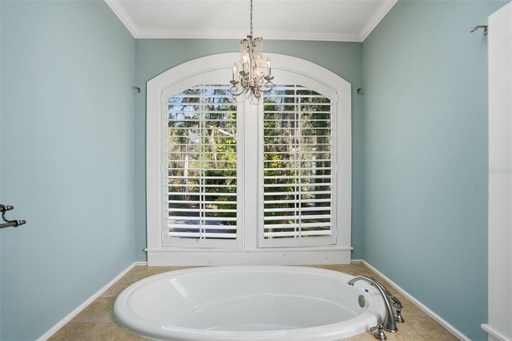 En Venta: $1,200,000 (4 camas, 2 baños, 3086 Pies cuadrados)