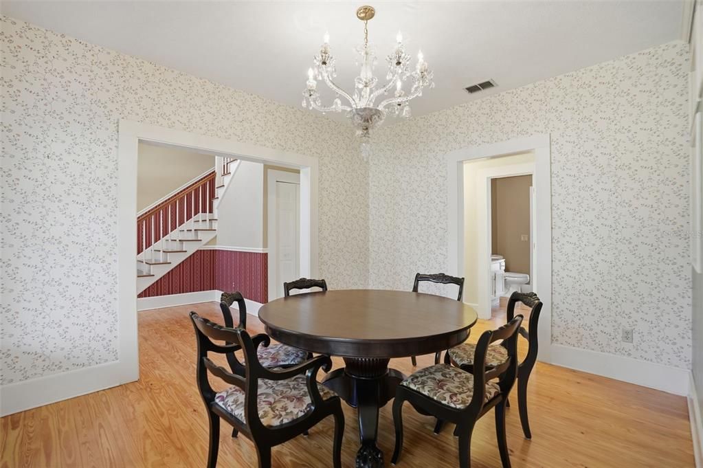 En Venta: $1,200,000 (4 camas, 2 baños, 3086 Pies cuadrados)