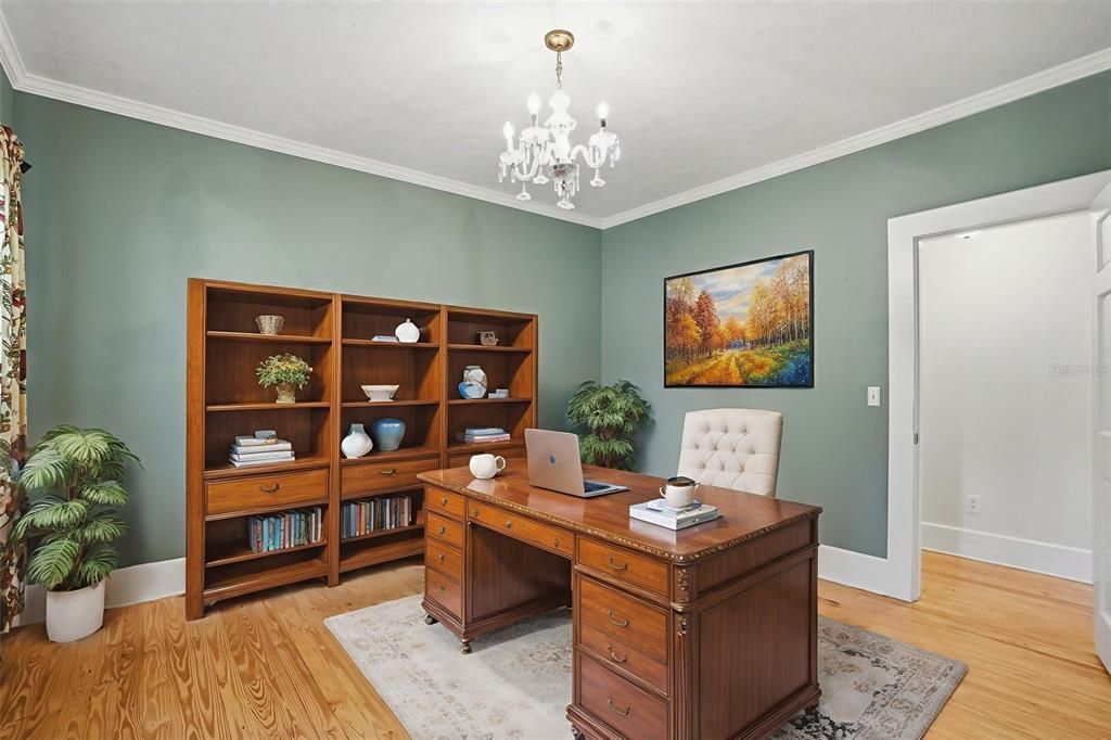 En Venta: $1,200,000 (4 camas, 2 baños, 3086 Pies cuadrados)