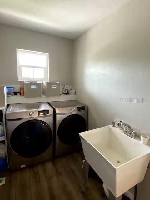 En Venta: $495,000 (4 camas, 2 baños, 2000 Pies cuadrados)