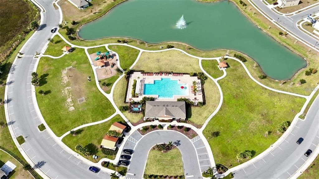 For Rent: $2,900 (5 beds, 3 baths, 2696 Square Feet)