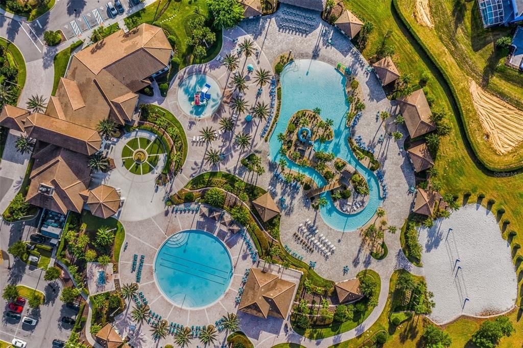 待售: $798,000 (8 贝兹, 5 浴室, 4370 平方英尺)