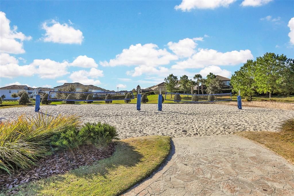 待售: $798,000 (8 贝兹, 5 浴室, 4370 平方英尺)