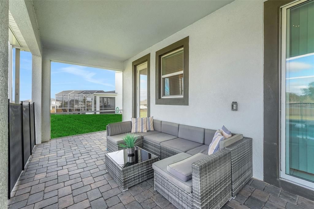 待售: $798,000 (8 贝兹, 5 浴室, 4370 平方英尺)