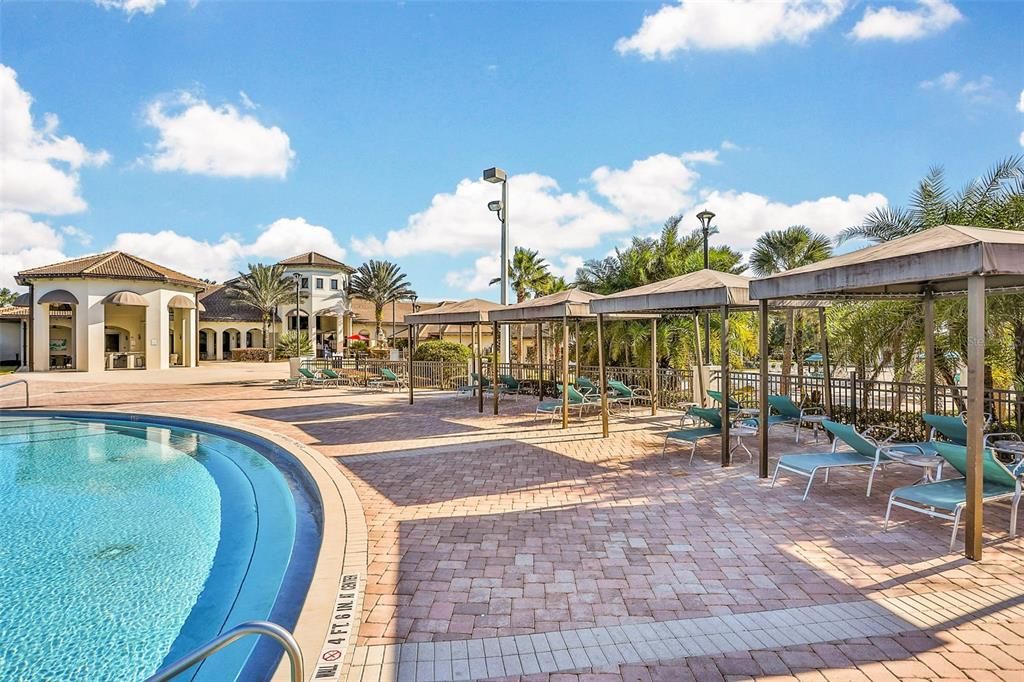 待售: $798,000 (8 贝兹, 5 浴室, 4370 平方英尺)