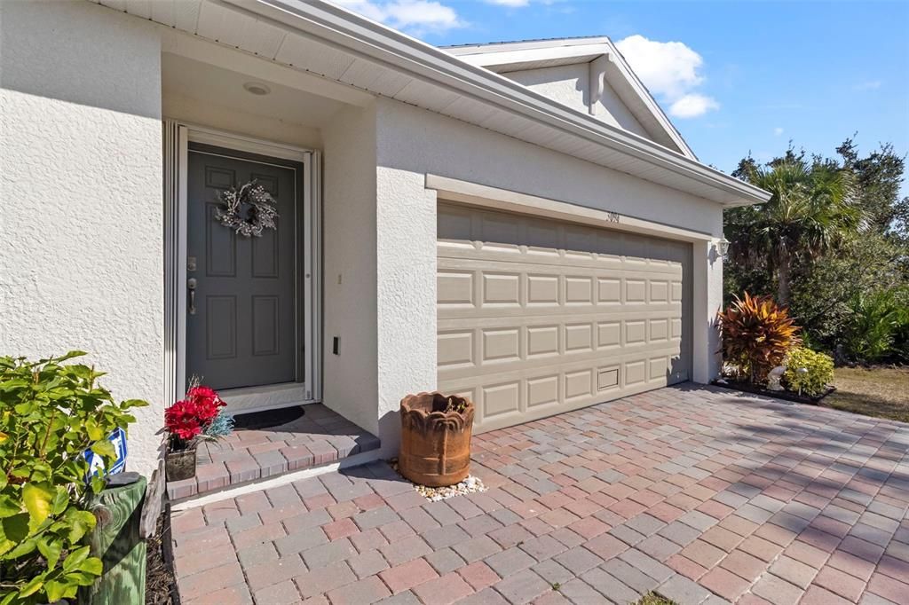 En Venta: $324,900 (4 camas, 2 baños, 1499 Pies cuadrados)