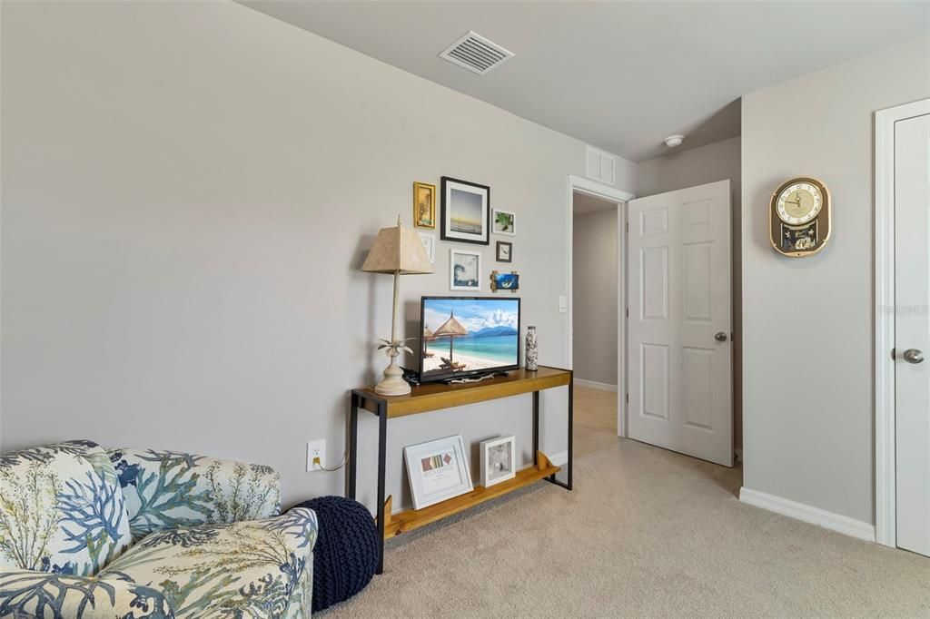 En Venta: $324,900 (4 camas, 2 baños, 1499 Pies cuadrados)