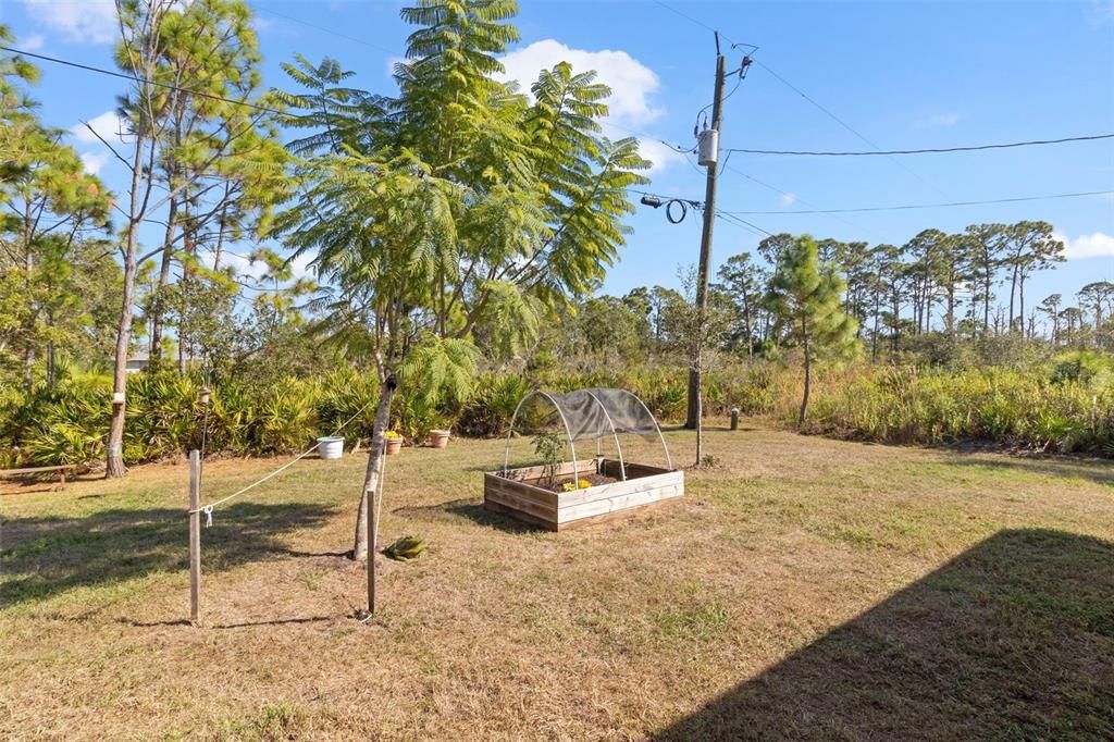 En Venta: $324,900 (4 camas, 2 baños, 1499 Pies cuadrados)