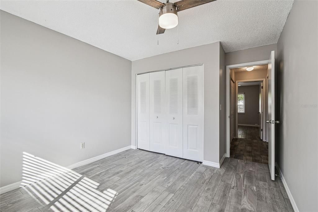 For Sale: $359,900 (4 beds, 2 baths, 1461 Square Feet)