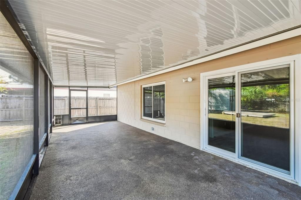 For Sale: $359,900 (4 beds, 2 baths, 1461 Square Feet)