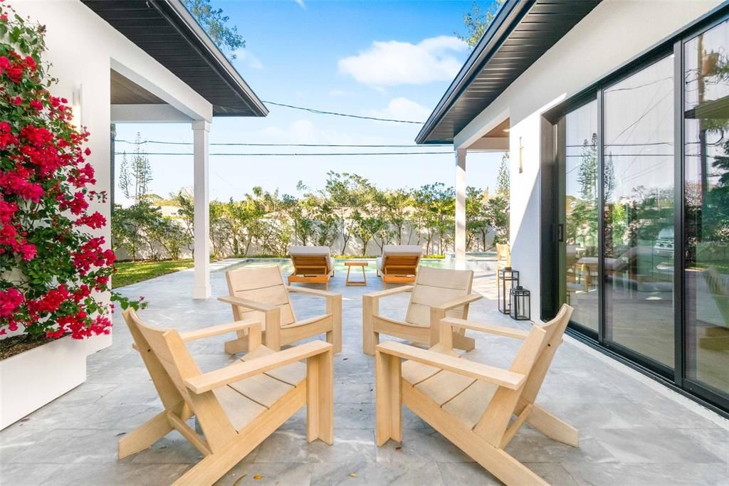 待售: $2,799,000 (4 贝兹, 4 浴室, 4624 平方英尺)