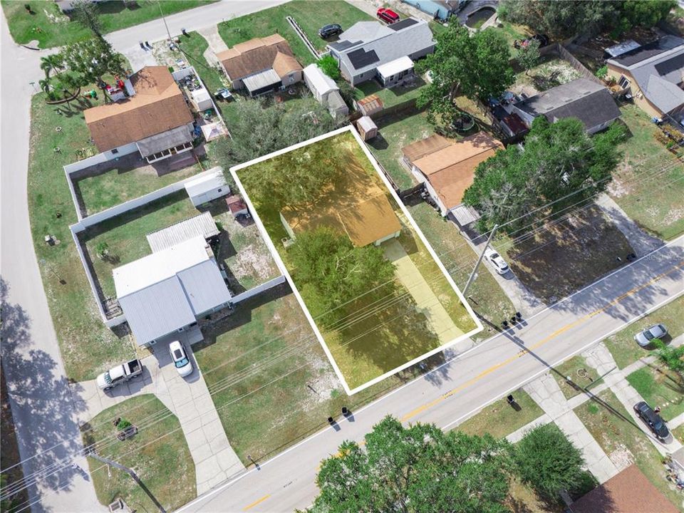 На продажу: $295,000 (3 спален, 2 ванн, 2028 Квадратных фут)