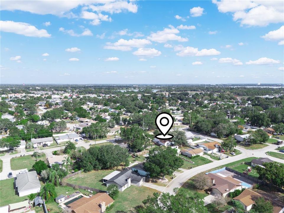 На продажу: $295,000 (3 спален, 2 ванн, 2028 Квадратных фут)