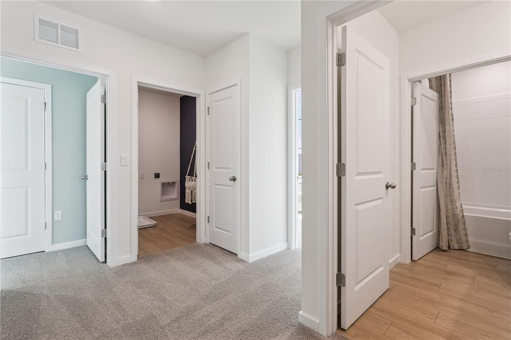 En Venta: $501,990 (5 camas, 3 baños, 2663 Pies cuadrados)