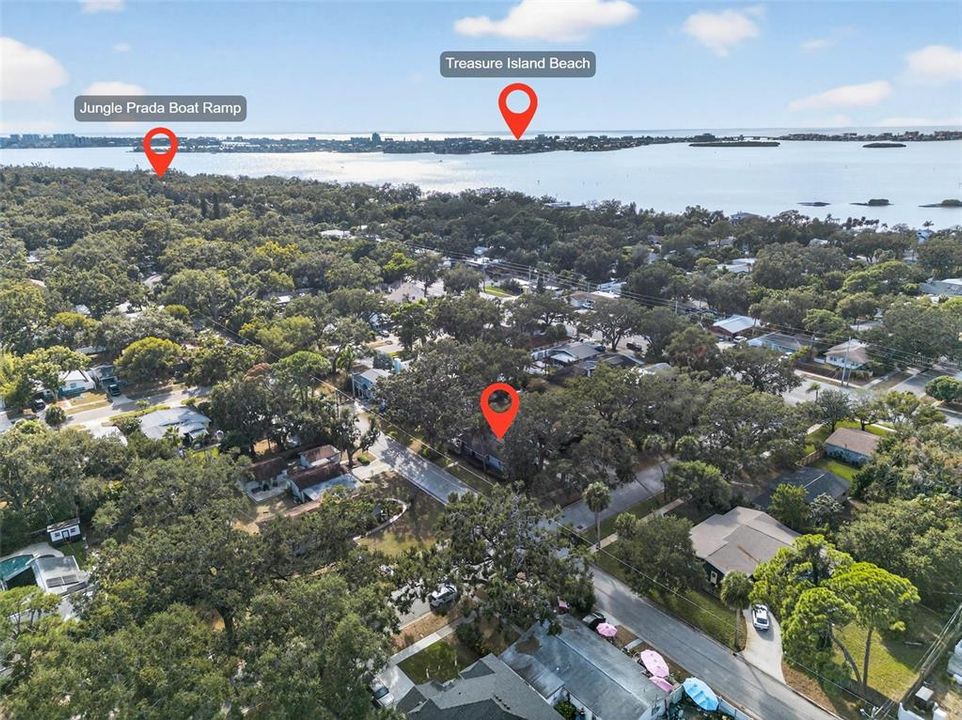 На продажу: $375,000 (2 спален, 2 ванн, 1100 Квадратных фут)