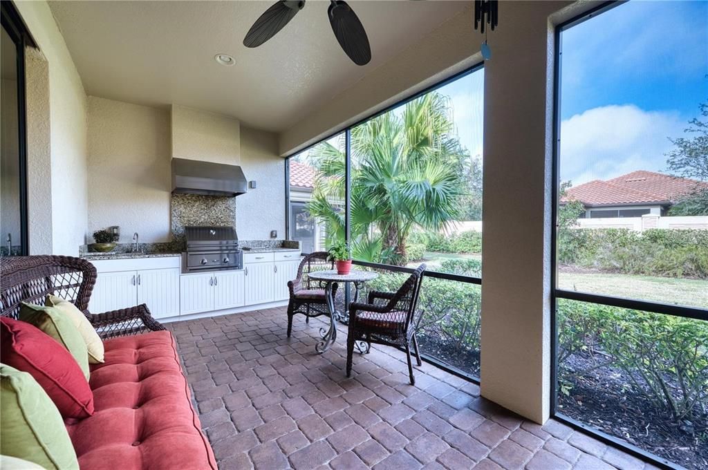 待售: $699,900 (2 贝兹, 2 浴室, 1847 平方英尺)