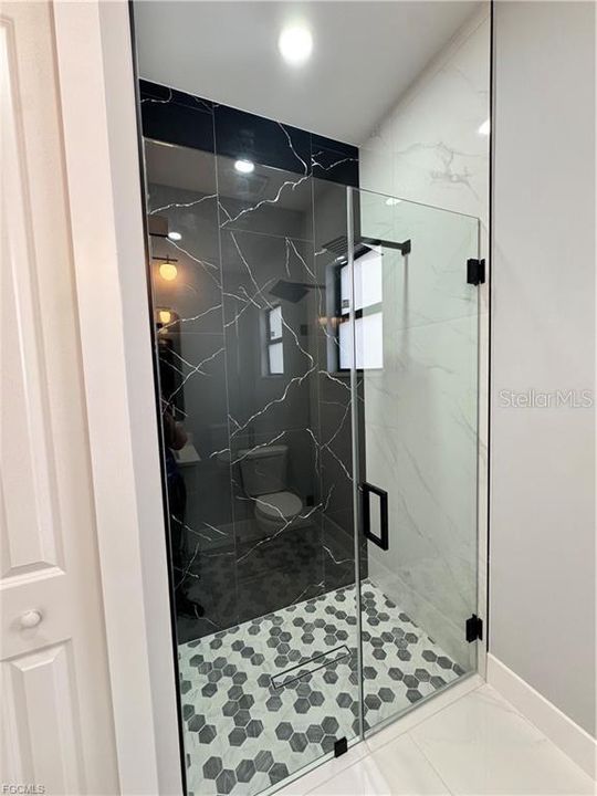 For Sale: $379,000 (4 beds, 2 baths, 1671 Square Feet)