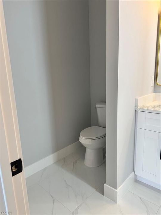 For Sale: $379,000 (4 beds, 2 baths, 1671 Square Feet)