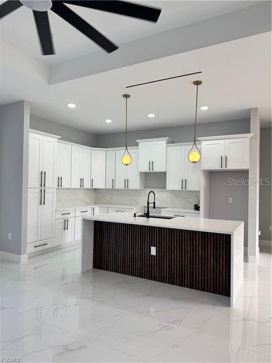 For Sale: $379,000 (4 beds, 2 baths, 1671 Square Feet)