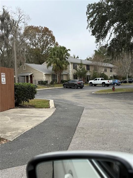 待售: $154,900 (2 贝兹, 2 浴室, 1122 平方英尺)