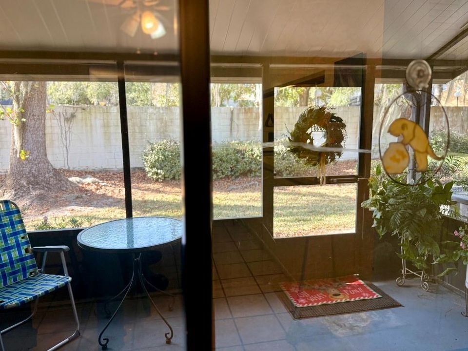 待售: $154,900 (2 贝兹, 2 浴室, 1122 平方英尺)