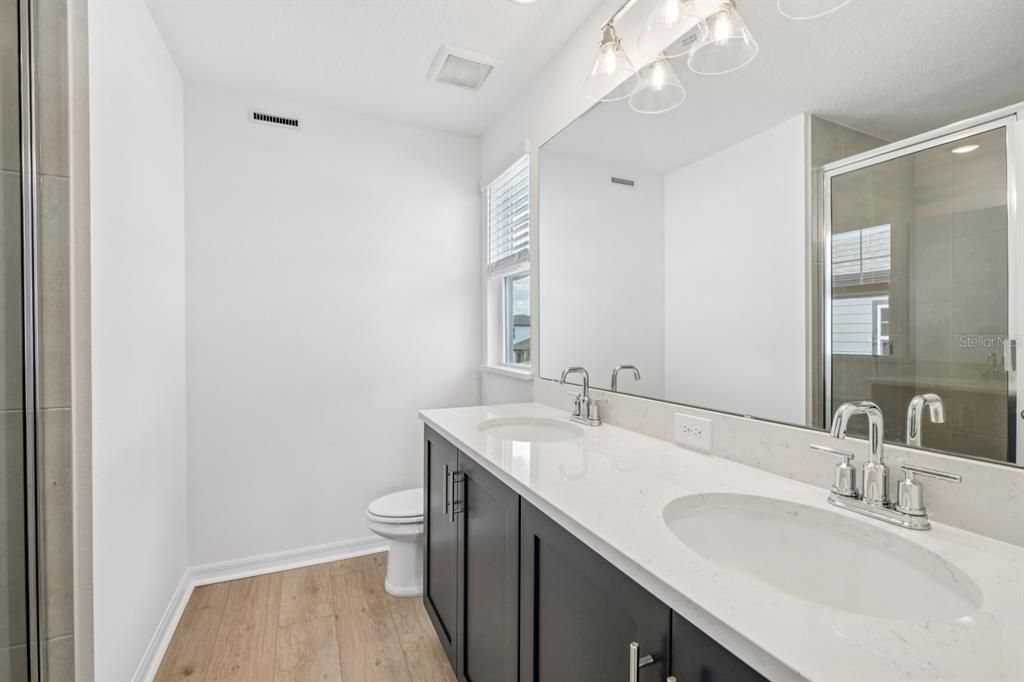 待售: $479,990 (3 贝兹, 2 浴室, 1675 平方英尺)