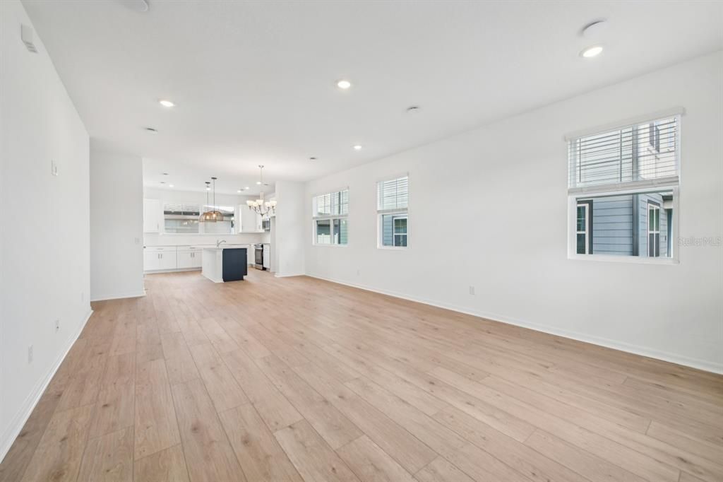 待售: $479,990 (3 贝兹, 2 浴室, 1675 平方英尺)