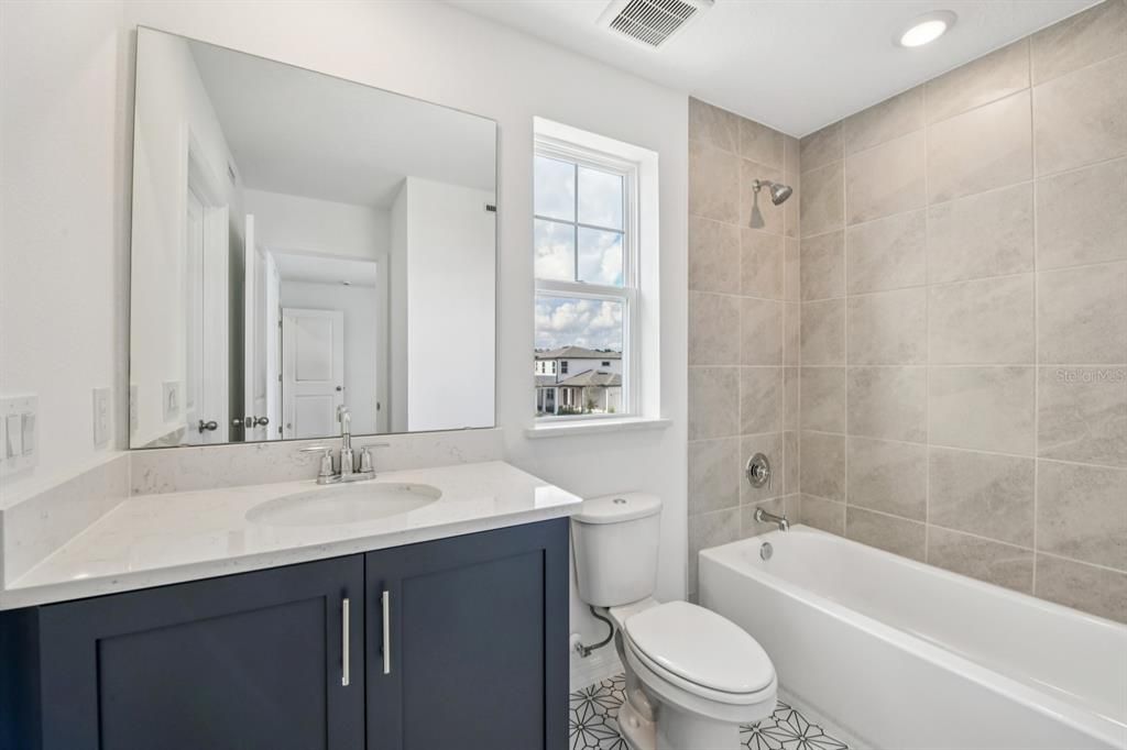 待售: $479,990 (3 贝兹, 2 浴室, 1675 平方英尺)