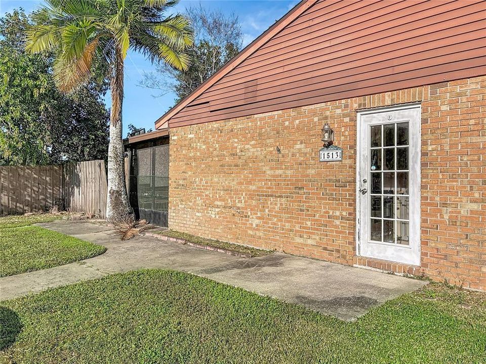 На продажу: $175,000 (3 спален, 2 ванн, 1081 Квадратных фут)