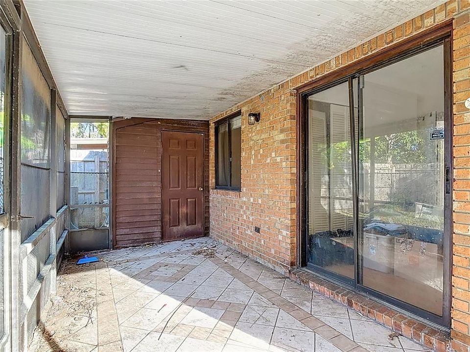 На продажу: $175,000 (3 спален, 2 ванн, 1081 Квадратных фут)