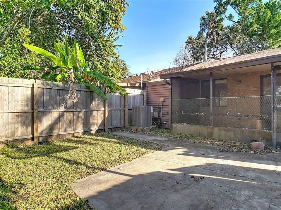 На продажу: $175,000 (3 спален, 2 ванн, 1081 Квадратных фут)