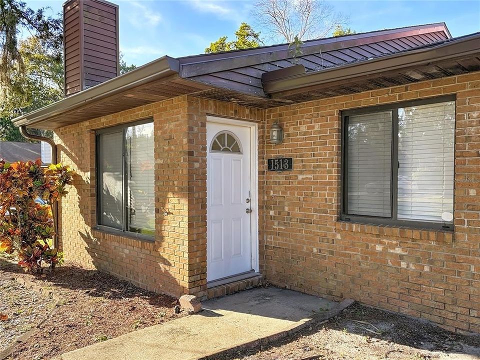 На продажу: $175,000 (3 спален, 2 ванн, 1081 Квадратных фут)