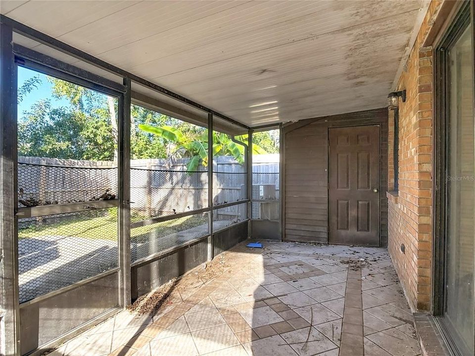 На продажу: $175,000 (3 спален, 2 ванн, 1081 Квадратных фут)