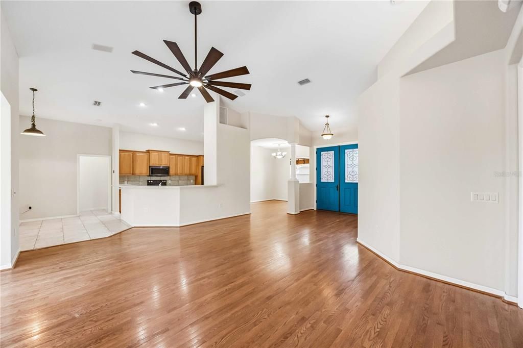 For Sale: $659,000 (3 beds, 2 baths, 2177 Square Feet)