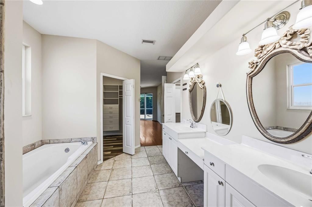 For Sale: $659,000 (3 beds, 2 baths, 2177 Square Feet)