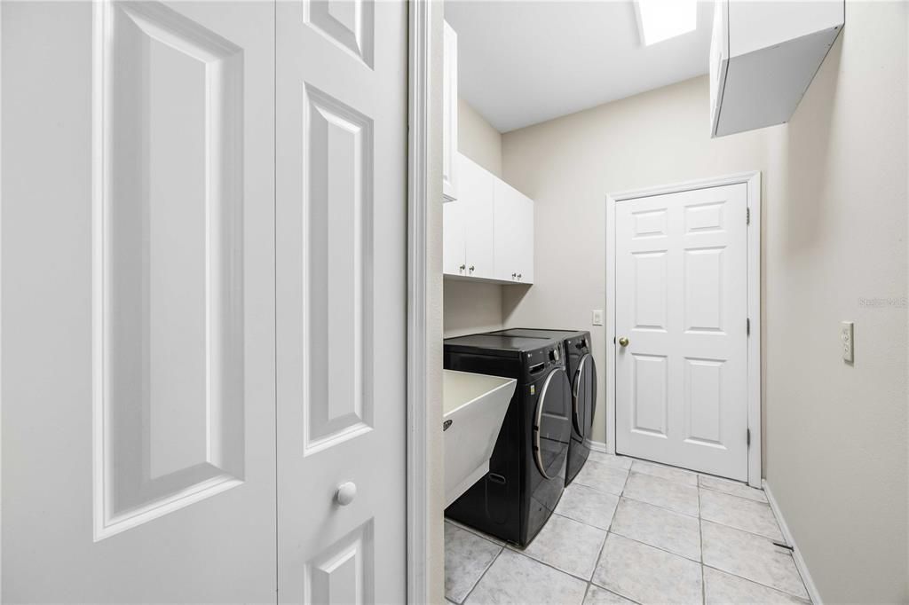 For Sale: $659,000 (3 beds, 2 baths, 2177 Square Feet)