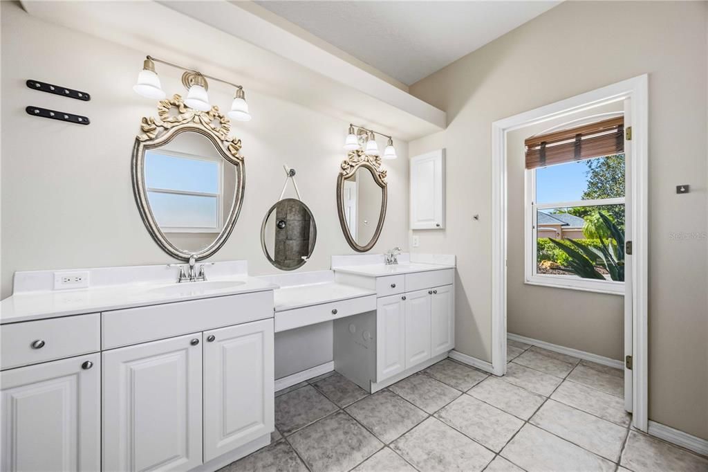 For Sale: $659,000 (3 beds, 2 baths, 2177 Square Feet)