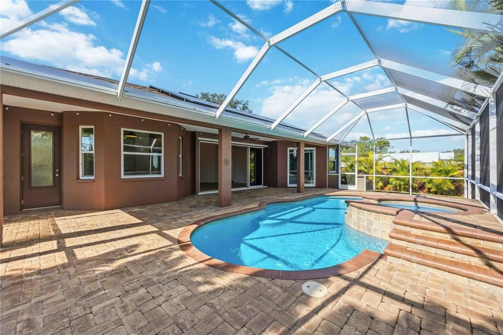 For Sale: $659,000 (3 beds, 2 baths, 2177 Square Feet)