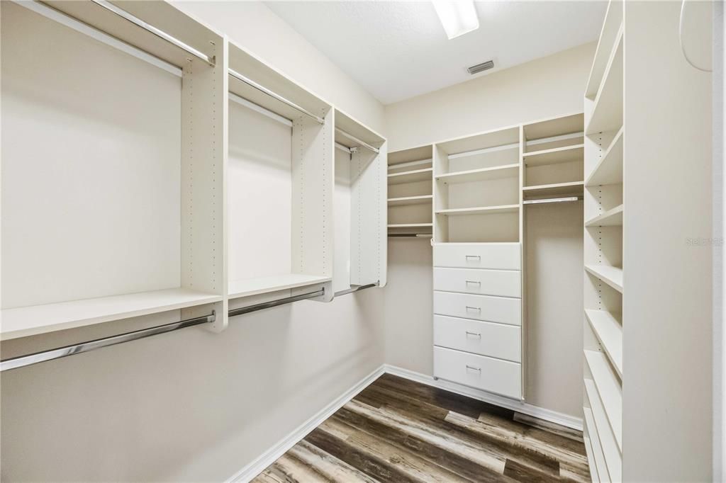 For Sale: $659,000 (3 beds, 2 baths, 2177 Square Feet)