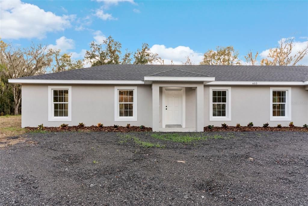 На продажу: $525,000 (6 спален, 0 ванн, 2150 Квадратных фут)